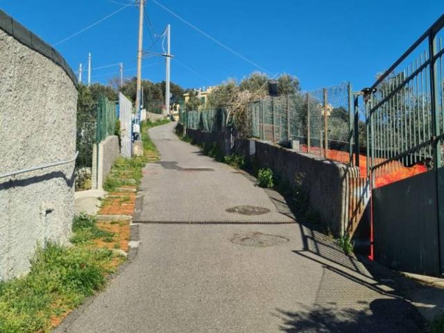 Casa indipendente in vendita a Genova GE