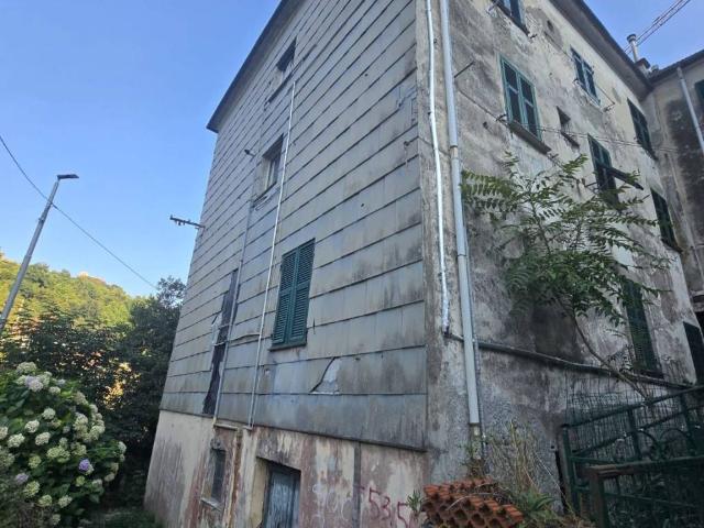 Casa indipendente in vendita a Genova GE