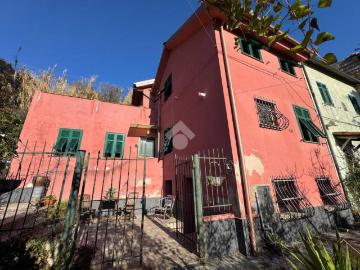 Casa indipendente in vendita a Genova GE