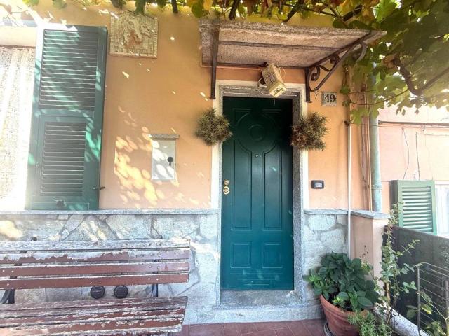 Casa indipendente in vendita a Genova GE
