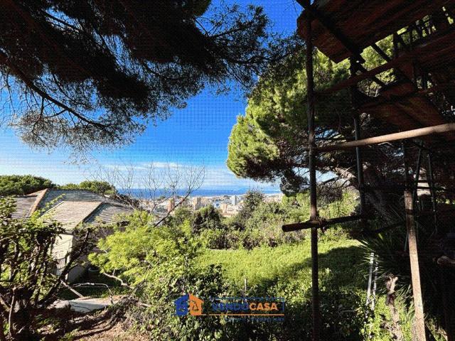Casa indipendente in vendita a Genova GE