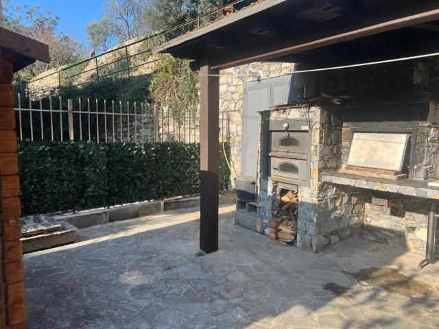 Casa indipendente in vendita a Genova GE