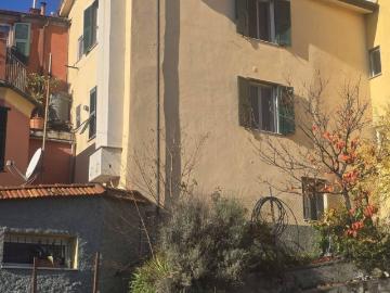 Casa indipendente in vendita a Genova GE
