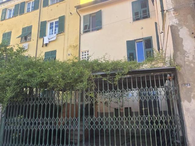 Casa indipendente in vendita a Genova GE
