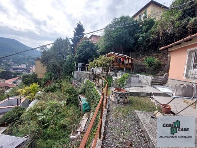 Casa indipendente in vendita a Genova GE