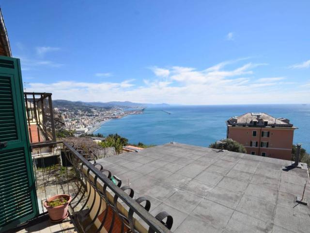 Casa indipendente in vendita a Genova GE