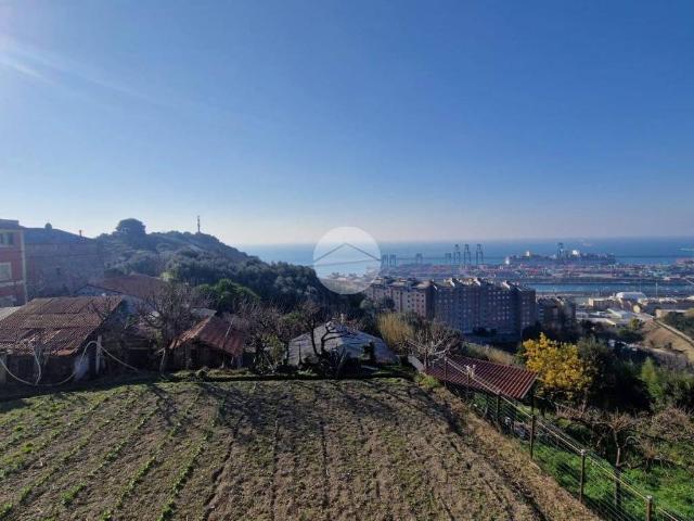 Casa indipendente in vendita a Genova GE
