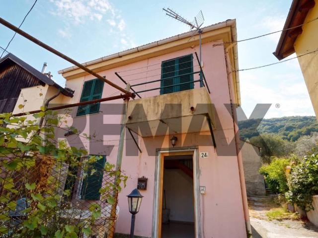 Casa indipendente in vendita a Genova GE