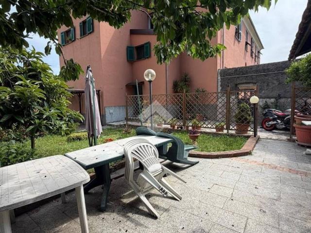 Casa indipendente in vendita a Genova GE