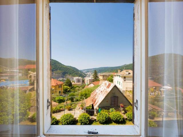 Casa indipendente in vendita a Genova GE