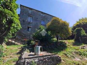Casa indipendente in vendita a Genova GE