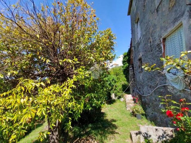 Casa indipendente in vendita a Genova GE