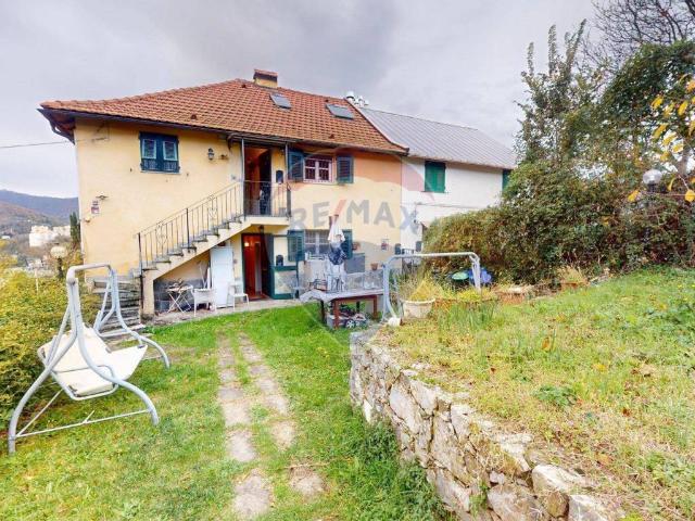 Casa indipendente in vendita a Genova GE