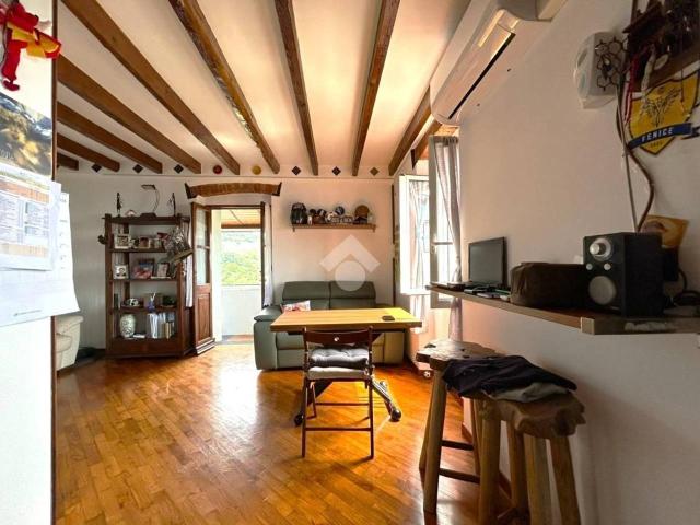 Casa indipendente in vendita a Genova