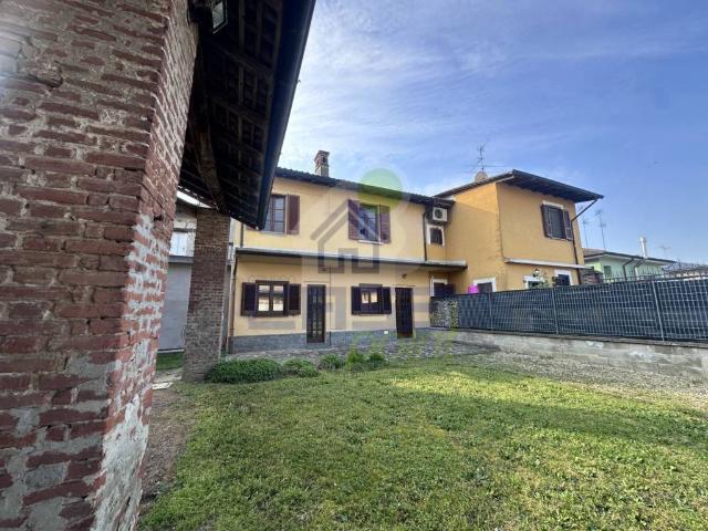 Casa indipendente in vendita a Gerenzago PV