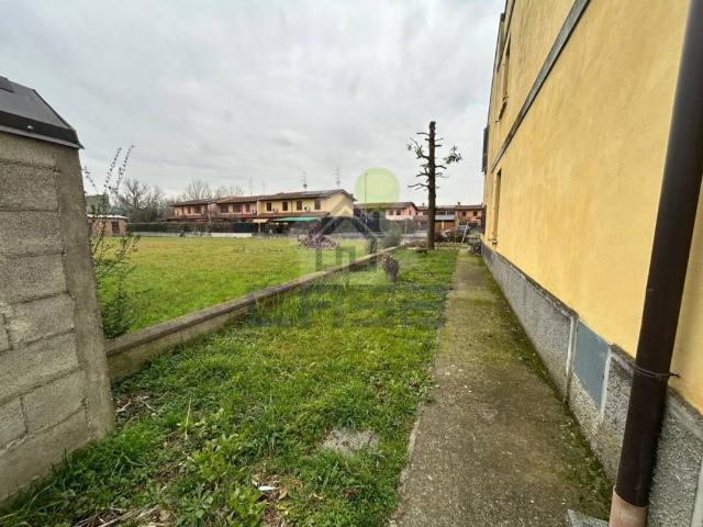 Casa indipendente in vendita a Gerre de' Caprioli CR