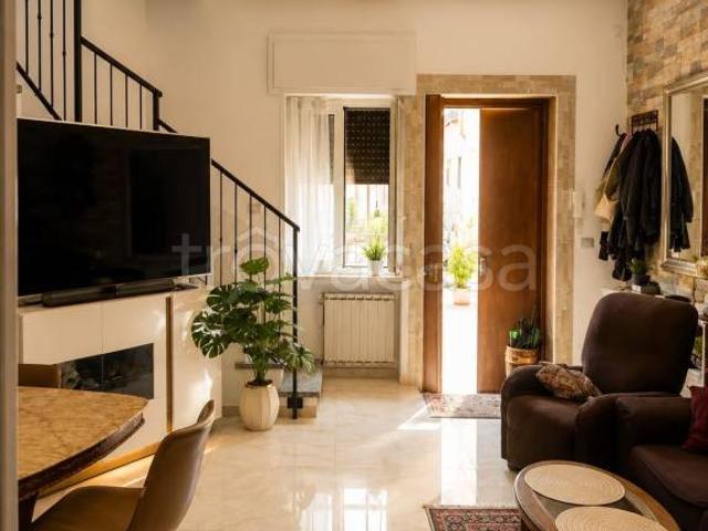 Casa indipendente in vendita a Gessate via Cesare Beccaria, 29