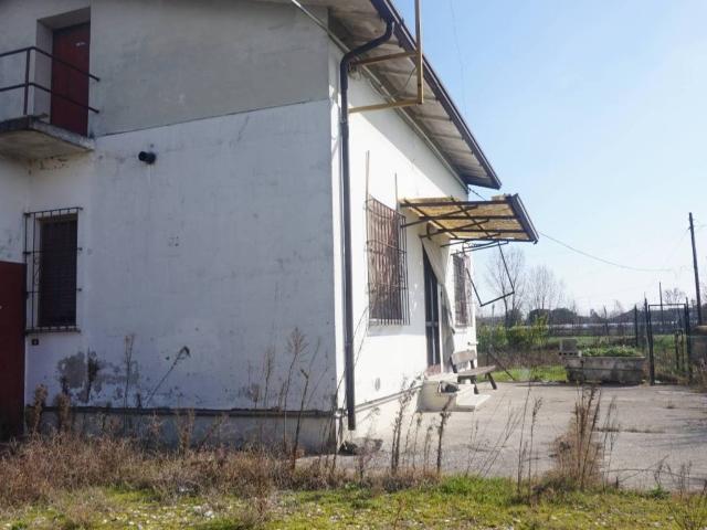Casa indipendente in vendita a Ghedi BS
