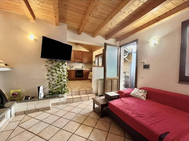 Casa indipendente in vendita a Ghiffa VB