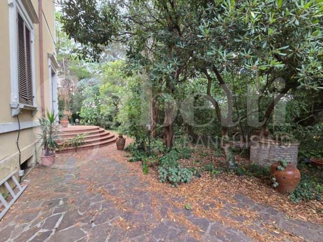 Casa indipendente in vendita a Giulianova TE
