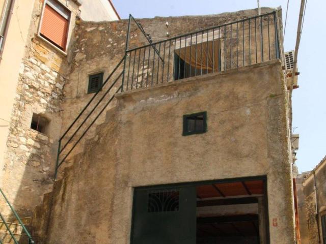 Casa indipendente in vendita a Giuliana PA