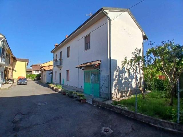 Casa indipendente in vendita a Giussago PV