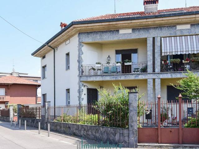 Casa indipendente in vendita a Giussano MB