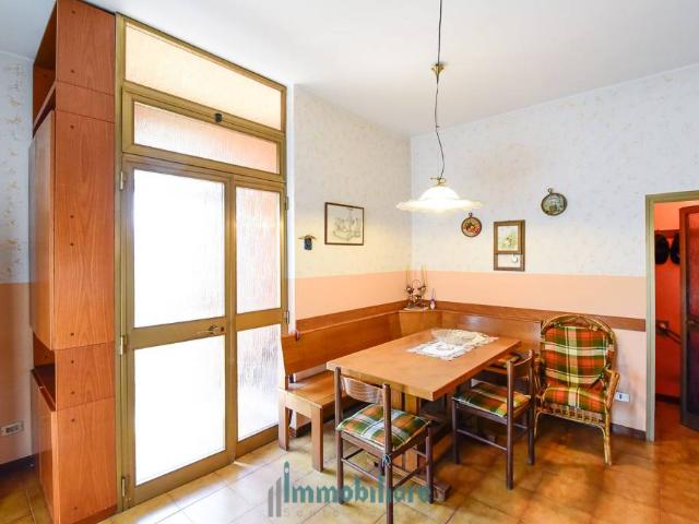 Casa indipendente in vendita a Giussano via 24 Maggio, 18