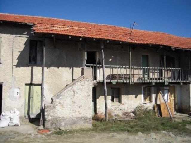Casa indipendente in vendita a Giusvalla