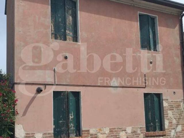 Casa indipendente in vendita a Giacciano con Baruchella RO