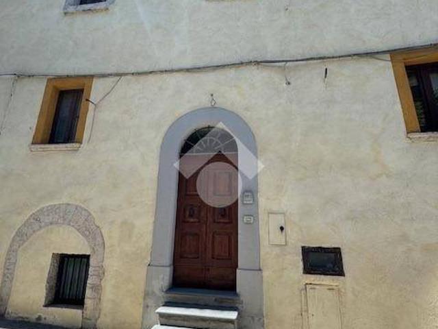 Casa indipendente in vendita a Giano dell'Umbria PG