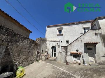 Casa indipendente in vendita a Giano Vetusto CE