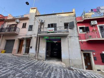 Casa indipendente in vendita a Giarratana RG