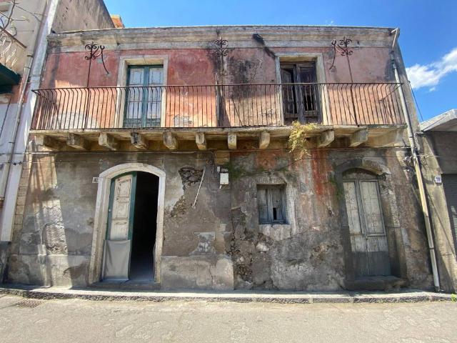 Casa indipendente in vendita a Giarre CT