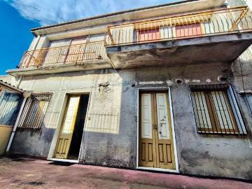 Casa indipendente in vendita a Giarre CT