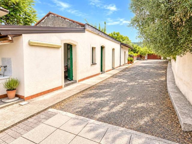 Casa indipendente in vendita a Giarre CT