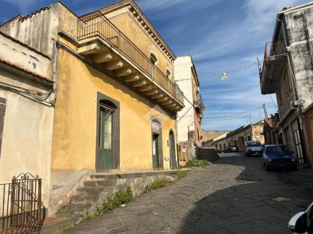 Casa indipendente in vendita a Giarre CT