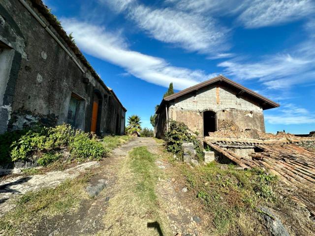 Casa indipendente in vendita a Giarre