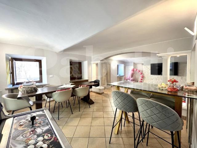 Casa indipendente in vendita a Giaveno