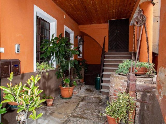 Casa indipendente in vendita a Giaveno TO