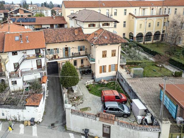 Casa indipendente in vendita a Giaveno TO