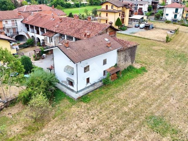 Casa indipendente in vendita a Giaveno TO