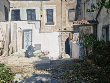 Casa indipendente in vendita a Giffoni Valle Piana SA