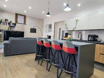 Casa indipendente in vendita a Giffoni Valle Piana SA