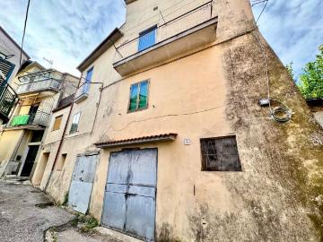 Casa indipendente in vendita a Giffoni Valle Piana SA