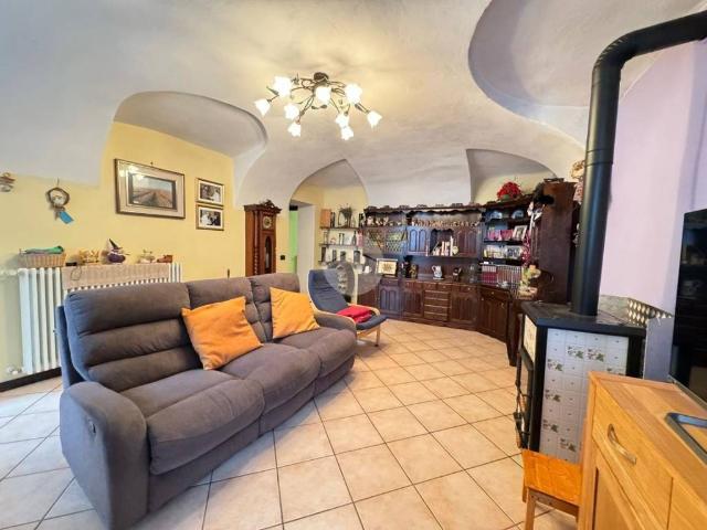 Casa indipendente in vendita a Gifflenga BI
