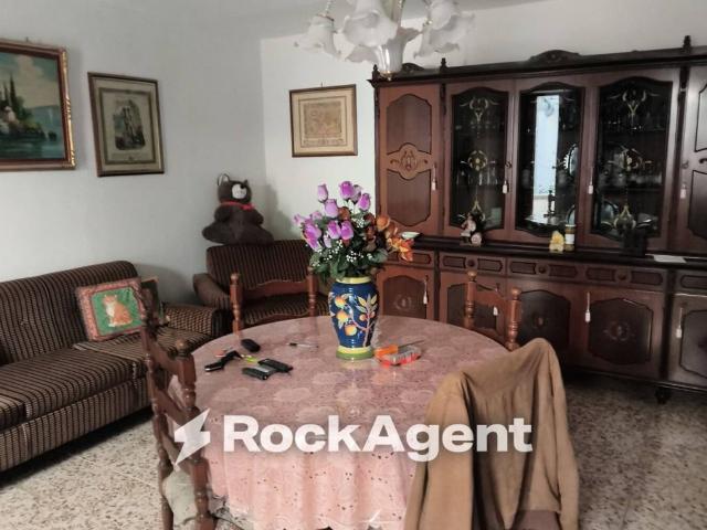 Casa indipendente in vendita a Gioiosa Ionica RC