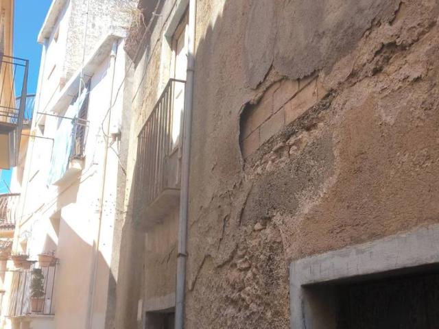 Casa indipendente in vendita a Gioiosa Ionica RC
