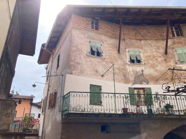 Casa indipendente in vendita a Giovo TN