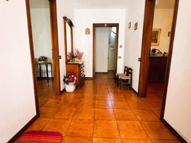 Casa indipendente in vendita a Gruaro VE